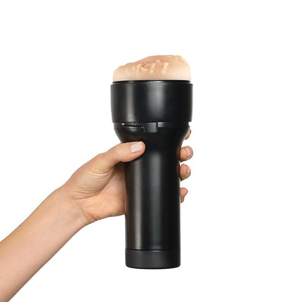 Kiiroo Realistische Masturbator - Kayley Gunner